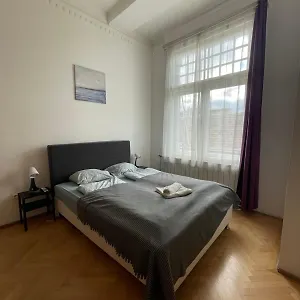 White Pearl Near Gozsdu Habitación en casa particular Budapest