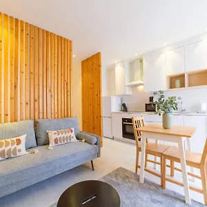 https://alcantara-charm-apartments.hotels-lisbon-portugal.com