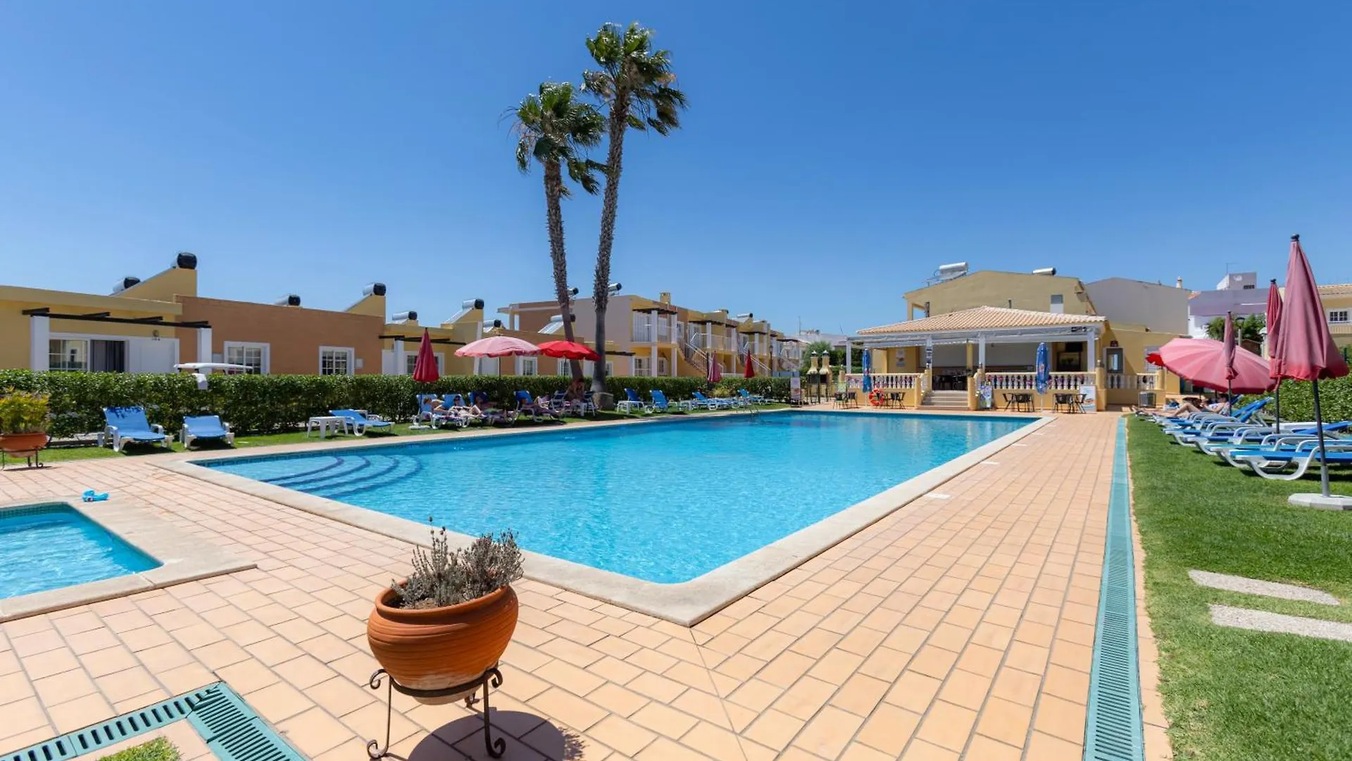 Apartment Villas Barrocal Pera