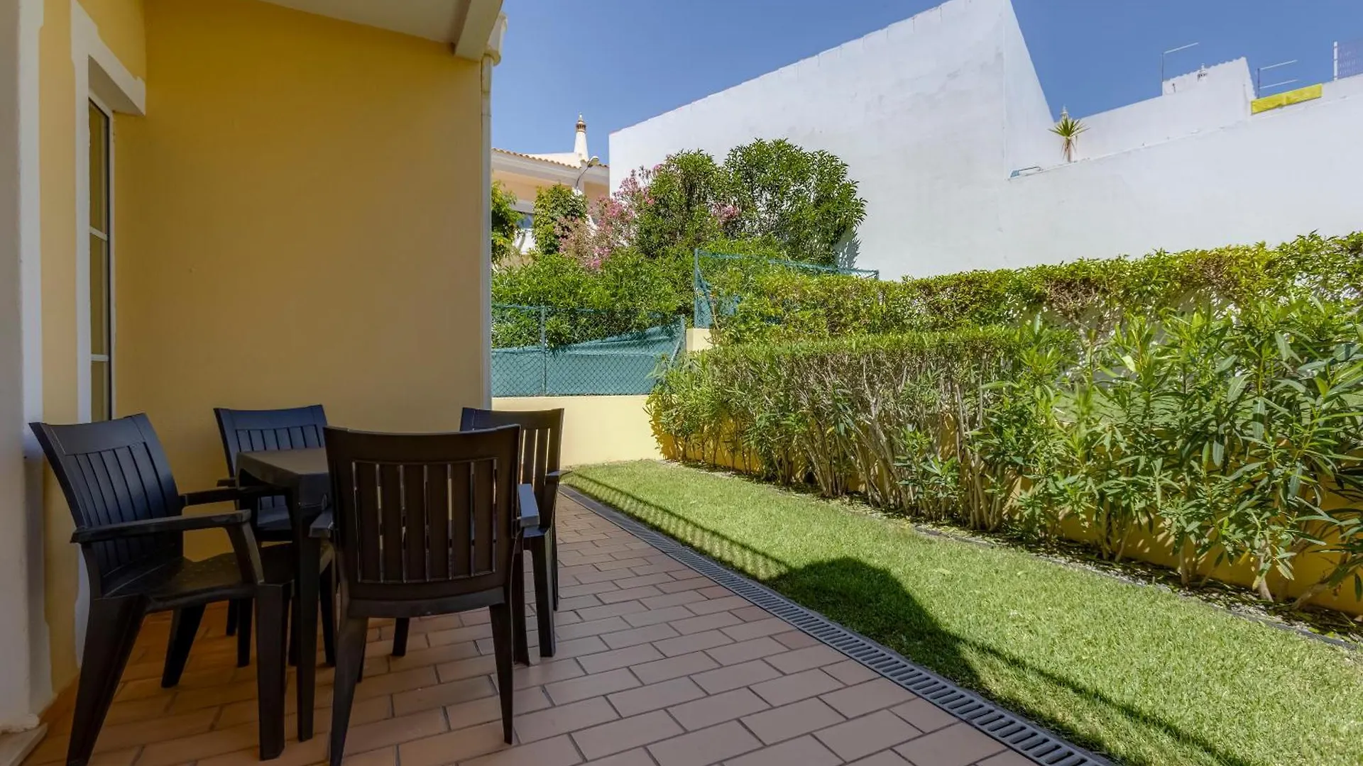 Villas Barrocal Pera Apartment