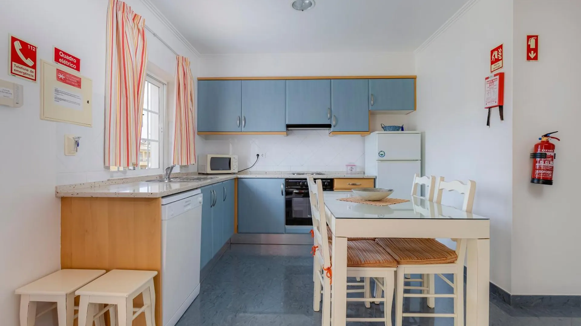 Villas Barrocal Pera Apartment