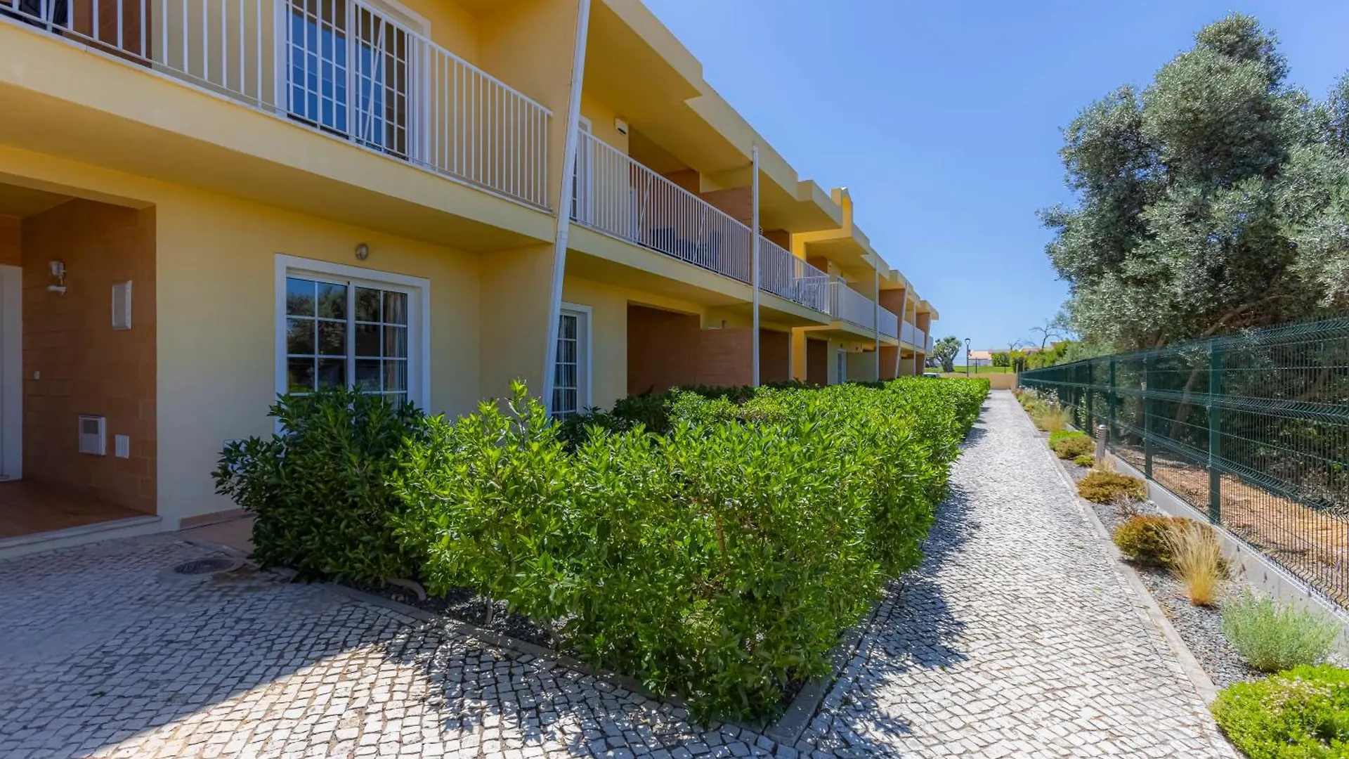 Villas Barrocal Pera